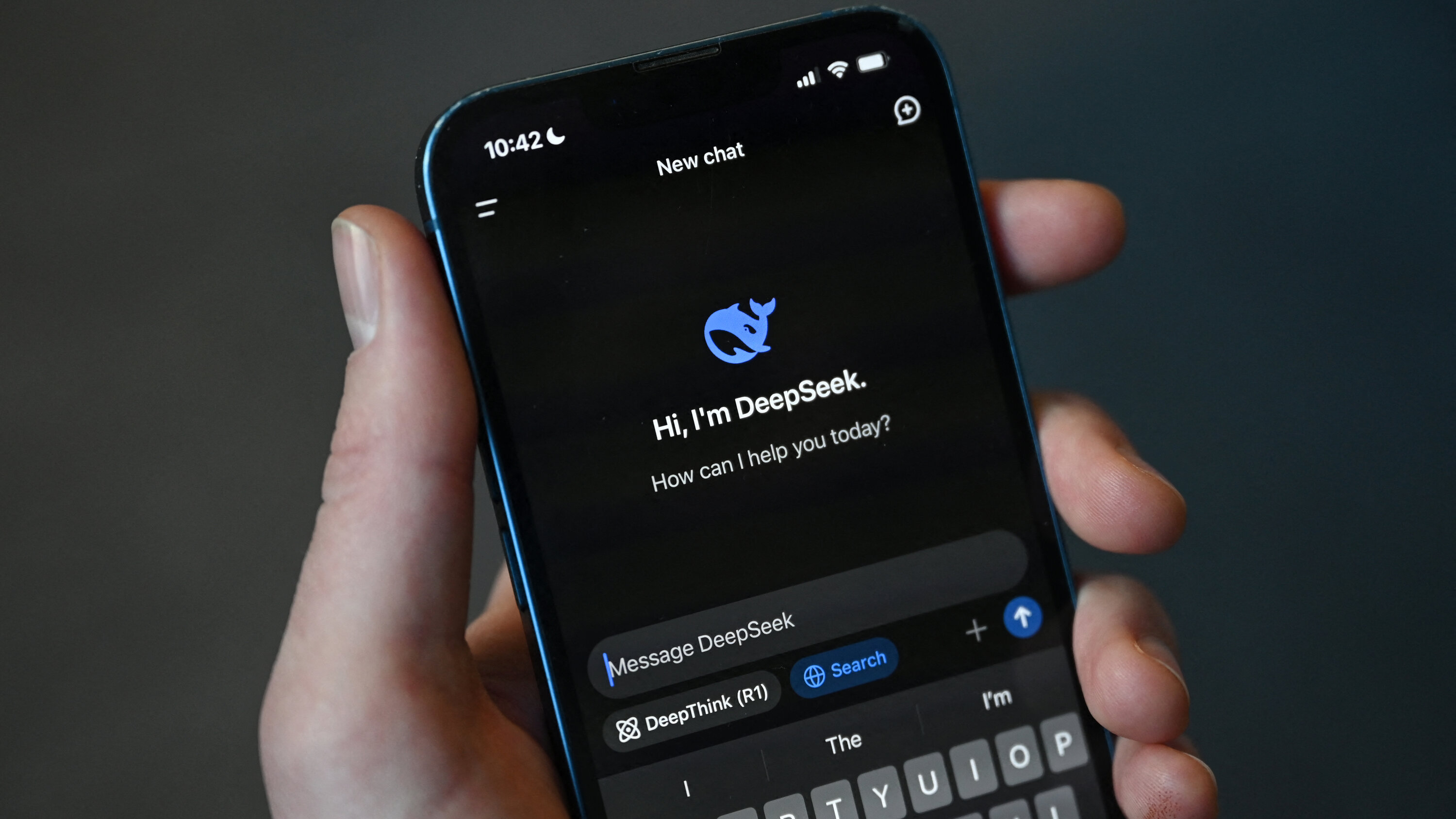 DeepSeek Phân Tích Thị Trường 2025: Toàn Bộ Cách Ứng Dụng AI Để Tối Ưu Quyết Định Kinh Doanh