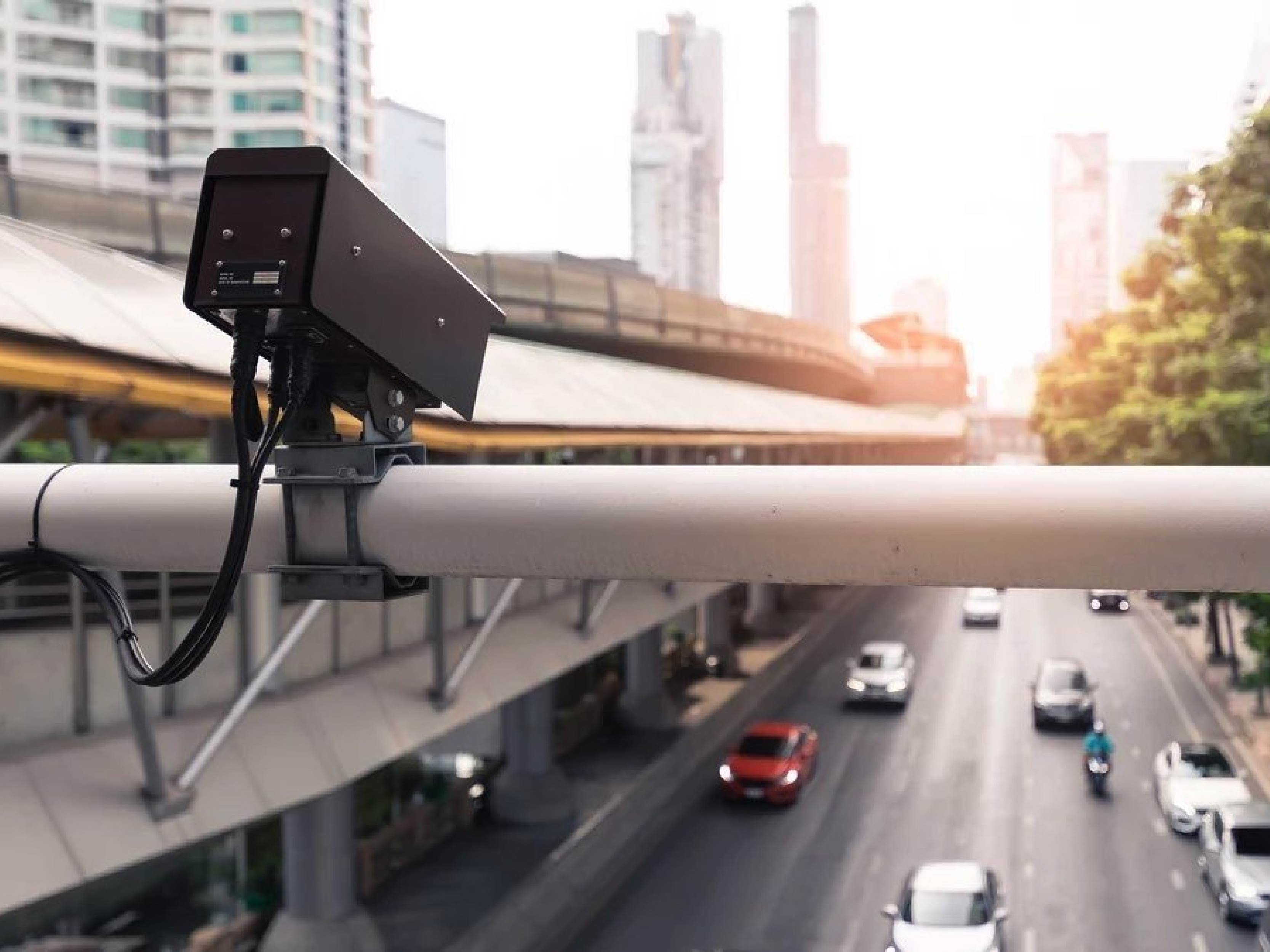 Quản lý bãi đỗ xe bằng AI