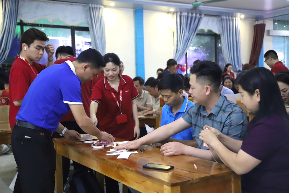 Đưa giáo dục STEM, AI đến với giáo viên vùng cao