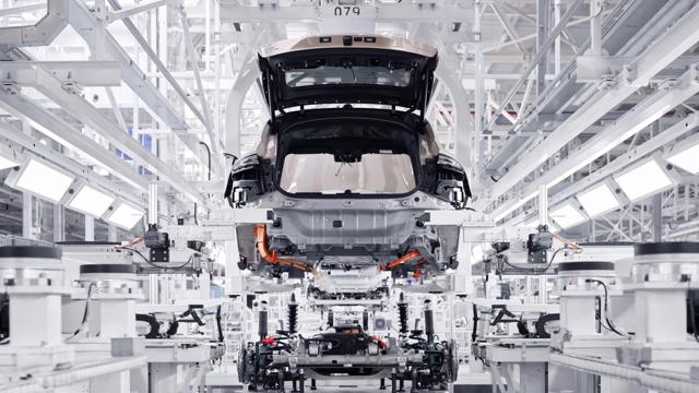 AI, robot sẽ thay thế 30% lực lượng lao động ngành ô tô Trung Quốc năm 2027 - Automotive - Thông tin, hình ảnh, đánh giá xe ôtô, xe máy, xe điện | VnEconomy